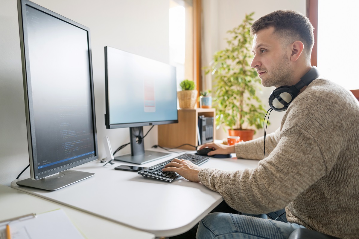 The benefits professional of the future: 3 ways AI could change the way your team works
